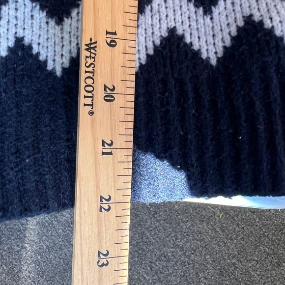 Cupcakes & Cashmere Faire Isle Button Cardigan Pink & Navy Size S - Picture 6 of 6